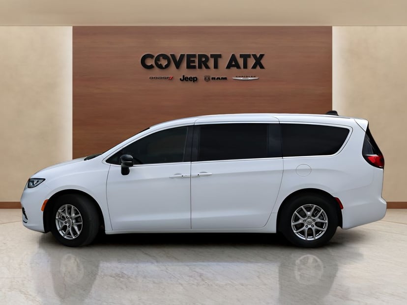 2025 Chrysler Pacifica - Image 2