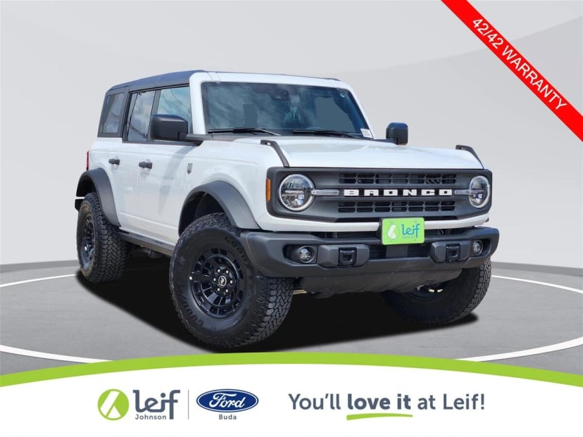 2026 Ford Bronco - Image 2