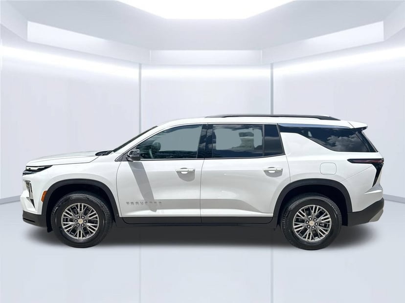 2027 Chevrolet Traverse - Image 1