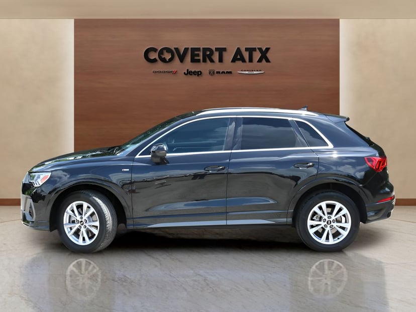 2025 Audi Q3 - Image 2