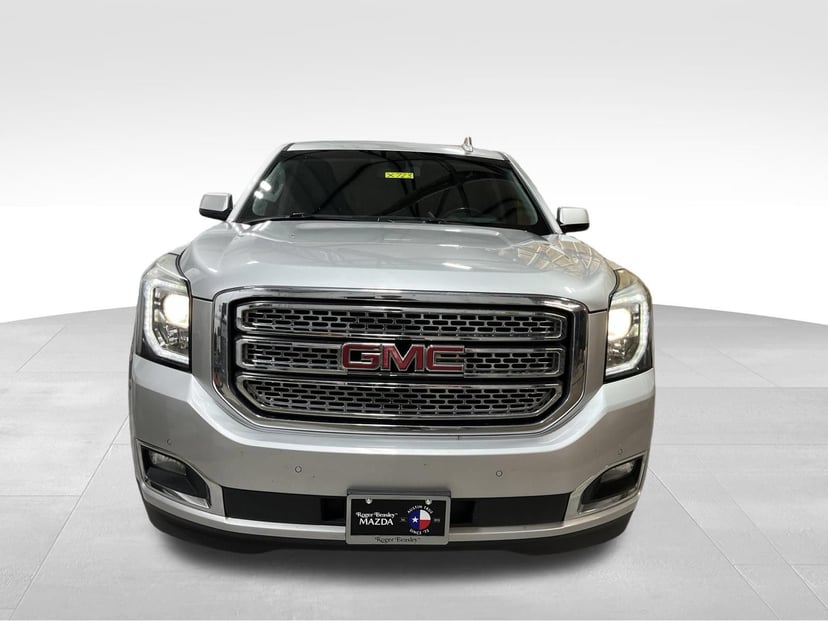 2017 GMC Yukon - Image 2