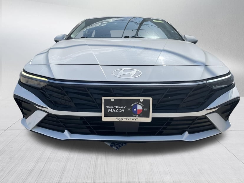 2024 Hyundai Elantra - Image 1