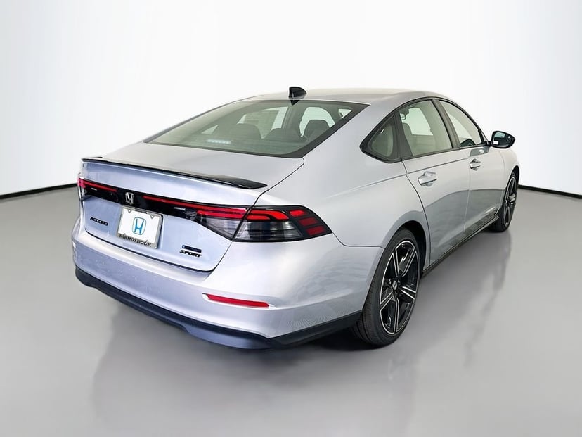2026 Honda Accord - Image 2