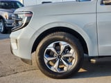 2027 Ford Expedition Max - Preview 6