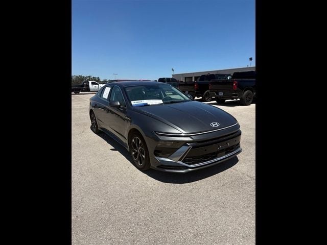 2025 Hyundai Sonata - Image 1