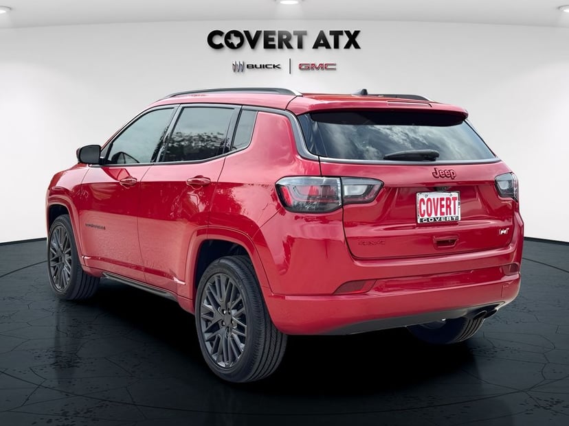 2022 Jeep Compass - Image 1