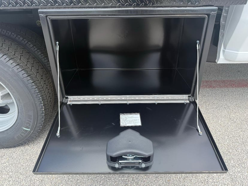 2026 Chevrolet Silverado 3500 HD - Image 3