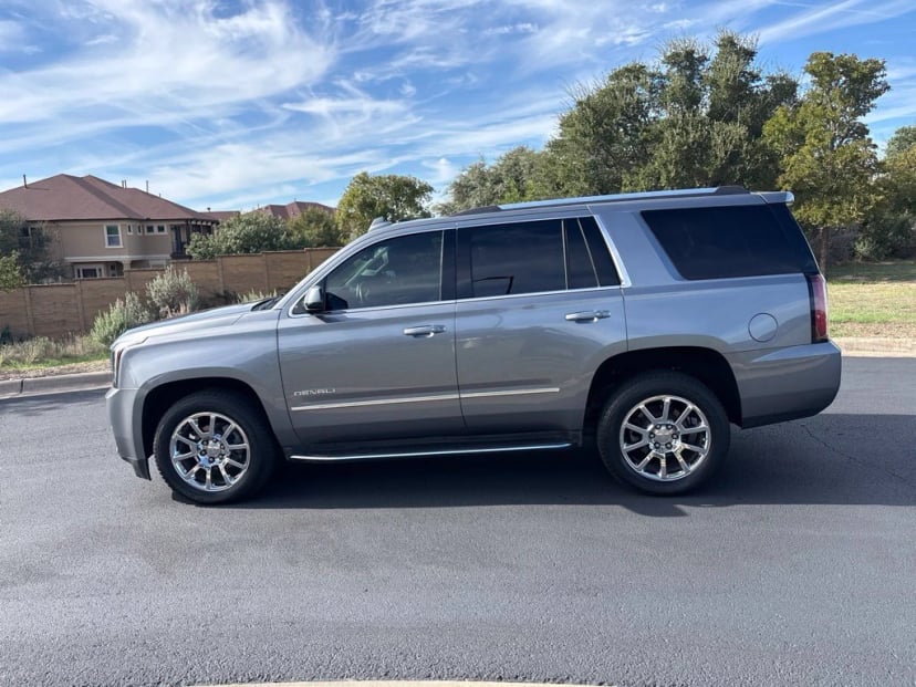 2018 GMC Yukon - Image 1