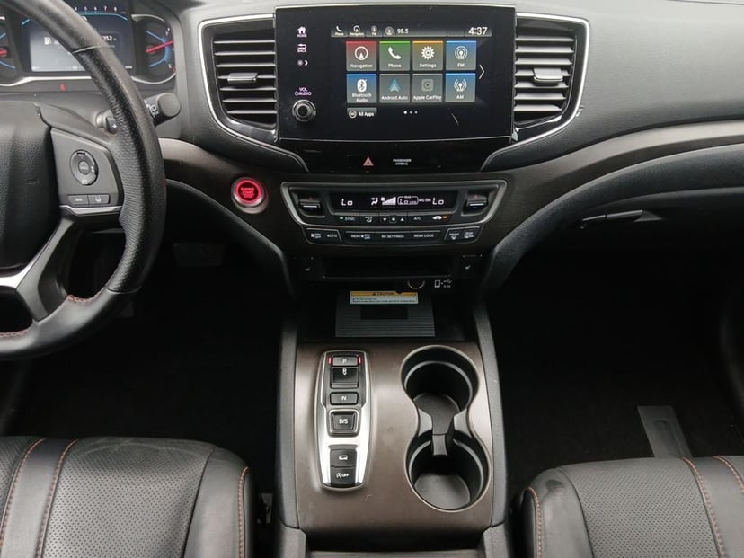 2022 Honda Pilot - Image 2
