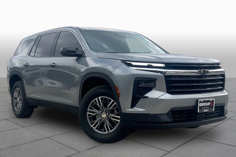 2024 Chevrolet Traverse - Image 1