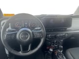 2025 Jeep Wrangler - Preview 10