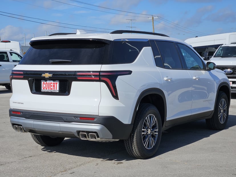 2026 Chevrolet Traverse - Image 3