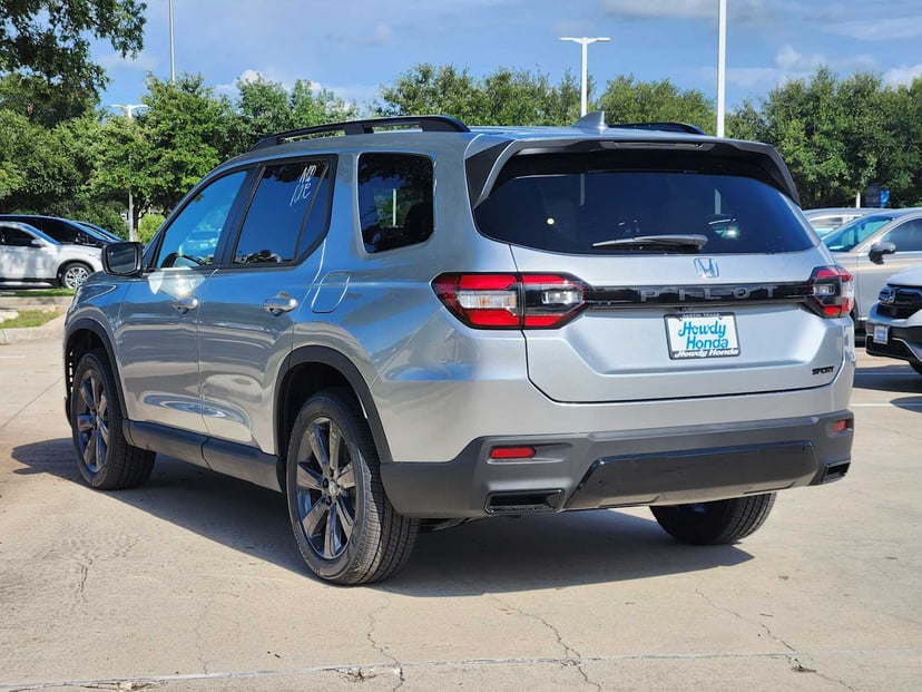 2026 Honda Pilot - Image 3
