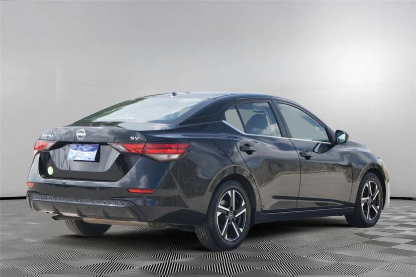 2024 Nissan Sentra - Image 2