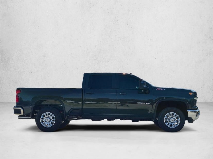 2026 Chevrolet Silverado 2500 HD - Image 2