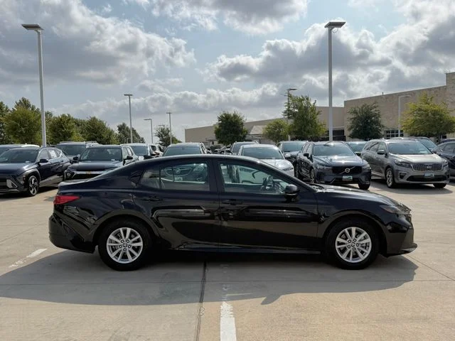 2025 Toyota Camry - Image 2