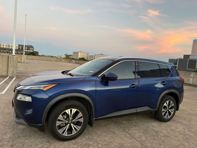 2021 Nissan Rogue - Image 1