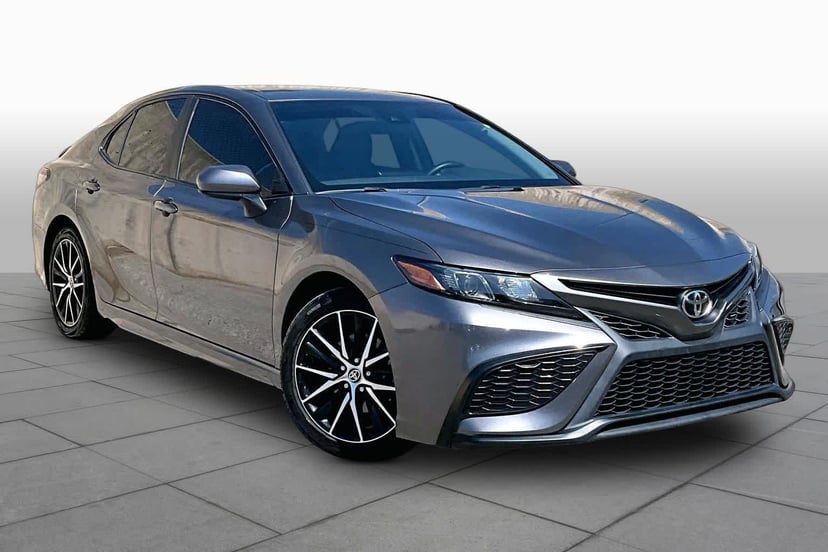 2021 Toyota Camry - Image 1