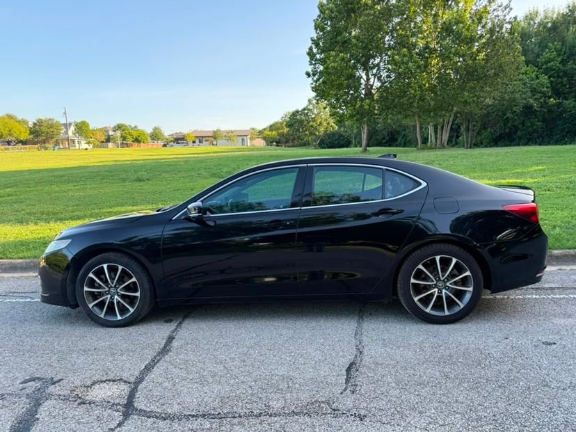 2015 Acura TLX - Image 2