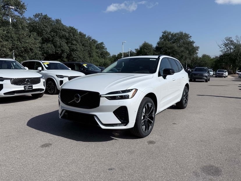 2027 Volvo XC60 - Image 1