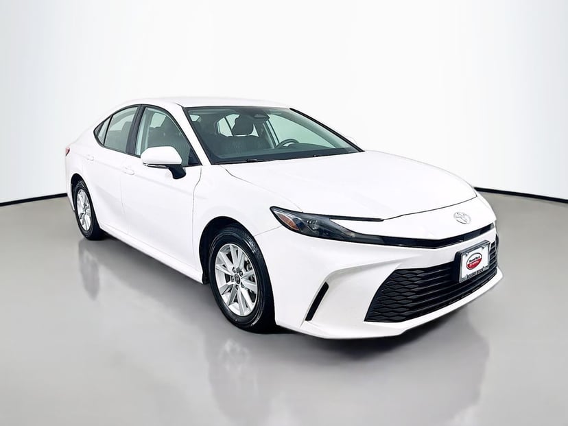 2025 Toyota Camry - Image 2
