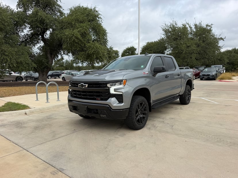 2023 Chevrolet Silverado 1500 - Image 1