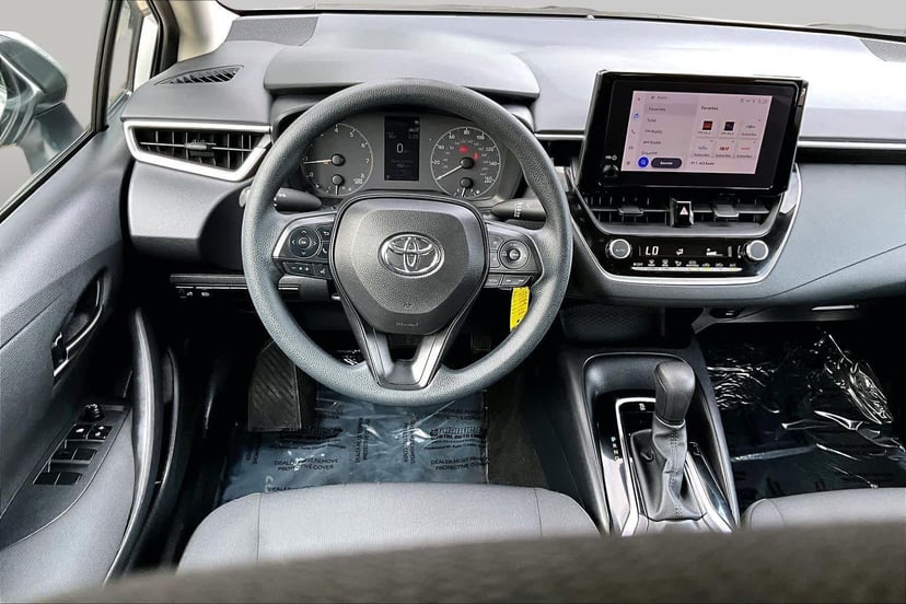 2023 Toyota Corolla - Image 3