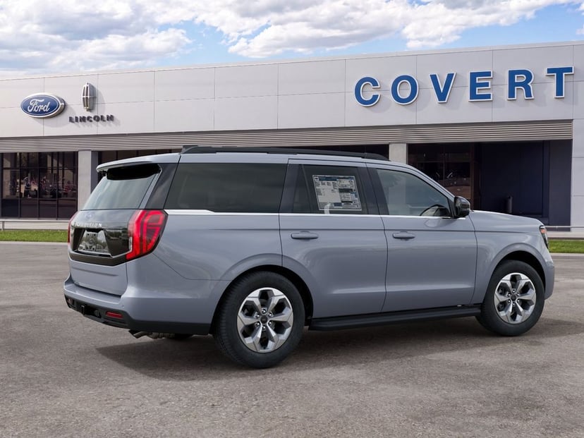2027 Ford Expedition - Image 3