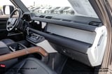 2024 Land Rover Defender - Preview 10