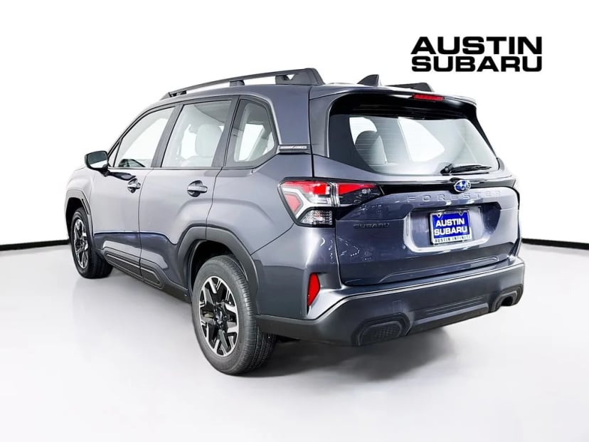 2025 Subaru Forester - Image 3