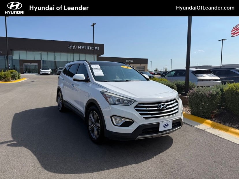 2015 Hyundai Santa Fe - Image 1