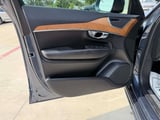 2021 Volvo XC90 - Preview 11