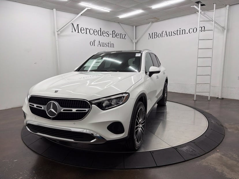 2027 Mercedes-Benz GLC - Image 1