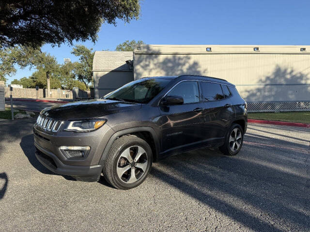 2017 Jeep Compass - Image 1
