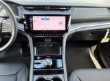 2027 Jeep Grand Cherokee - Preview 3