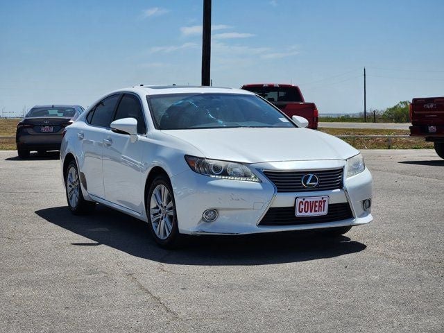 2013 Lexus ES - Image 2