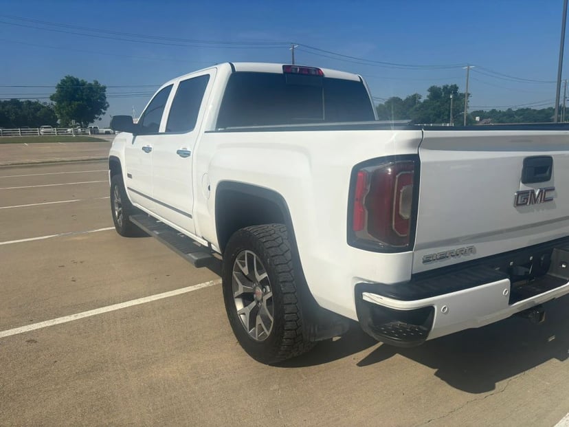 2016 GMC Sierra 1500 Crew Cab - Image 2