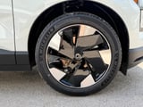 2026 Volvo EX30 - Preview 6