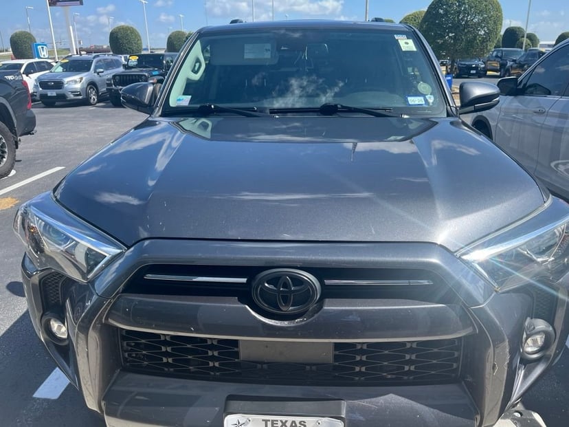 2022 Toyota 4-Runner - Image 3