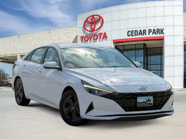 2023 Hyundai Elantra - Image 1