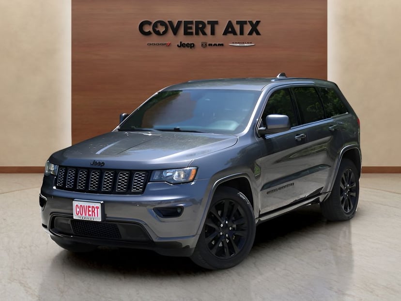 2017 Jeep Grand Cherokee - Image 1