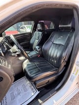 2014 Chrysler 300 - Preview 9