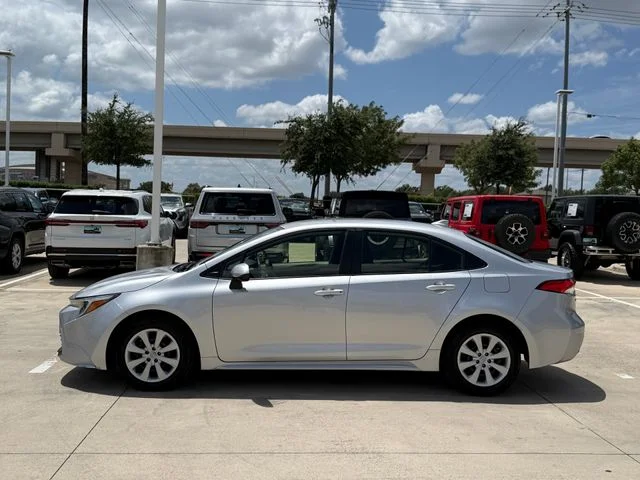 2024 Toyota Corolla - Image 2