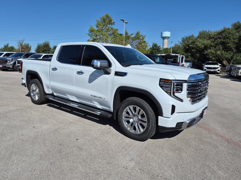 2026 GMC Sierra 1500 - Image 1