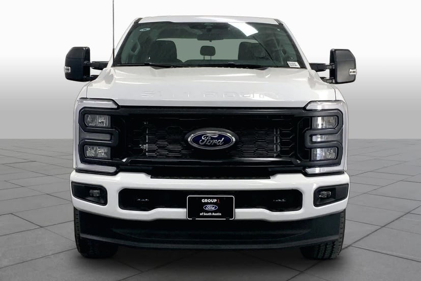 2026 Ford F-350 - Image 3