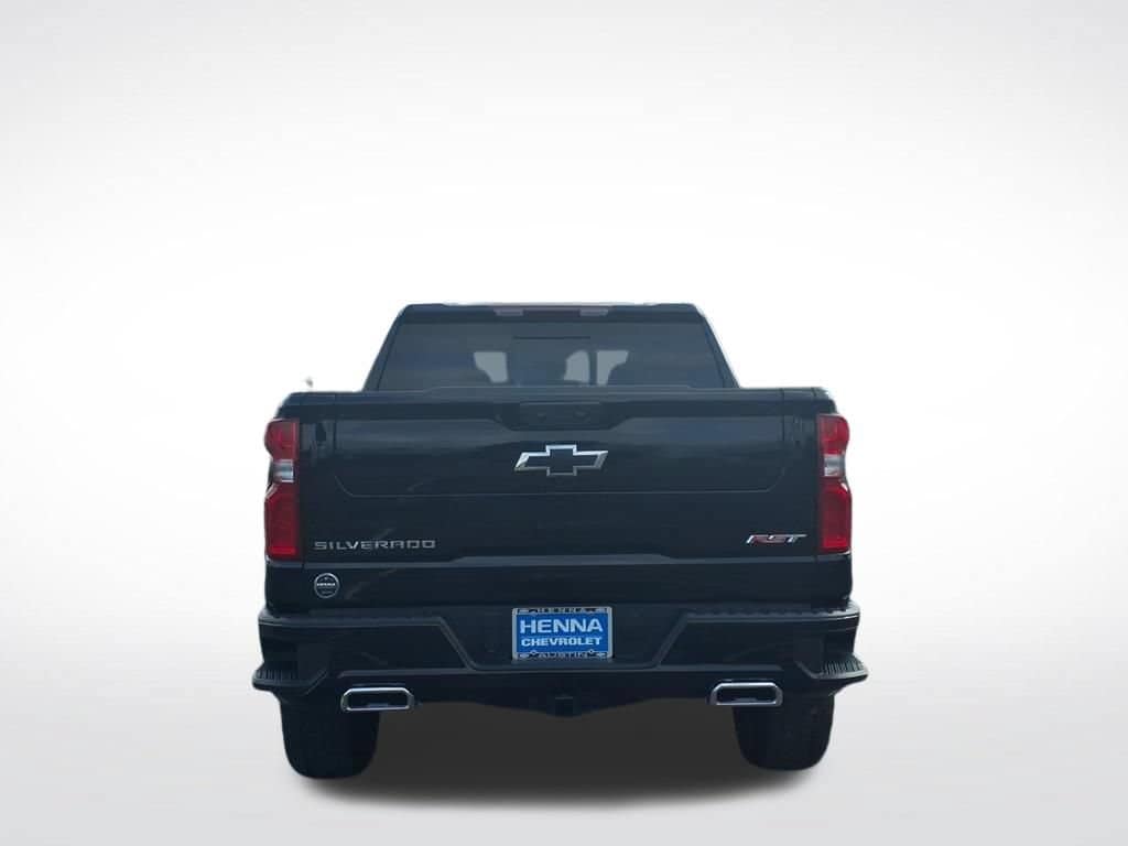 2026 Chevrolet Silverado 1500 - Image 3
