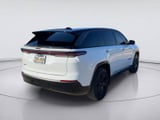2024 Jeep Wagoneer - Preview 5