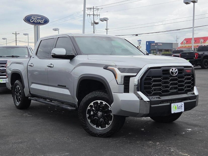 2023 Toyota Tundra - Image 1