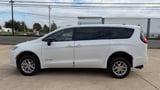 2024 Chrysler Pacifica - Preview 9