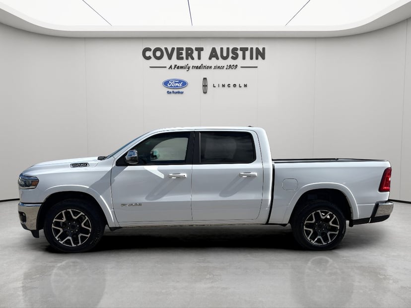 2025 Dodge 1500 - Image 3